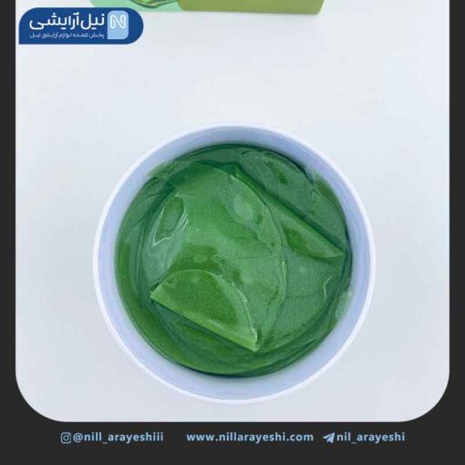 پچ زیر چشم کاسه ای آلوئه ورا طرح تنبل درختی