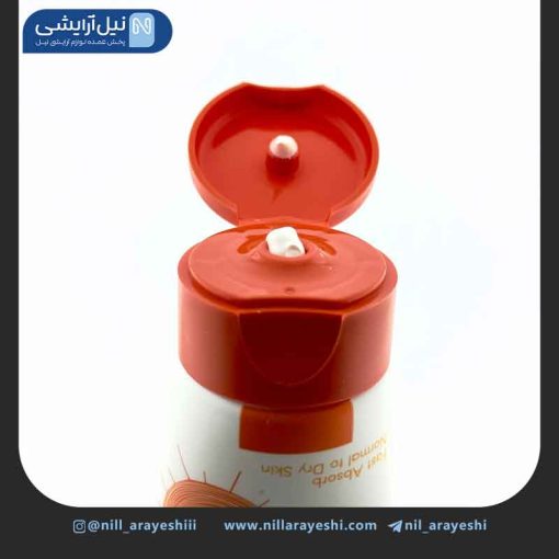 کرم ضد آفتاب بی رنگ مکس پروتکت پوست معمولی و خشک نئودرم SPF50