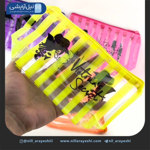 کیف آرایشی سایز بزرگ طرح ویکتوریا سکرت طلقی ( مستطیلی )